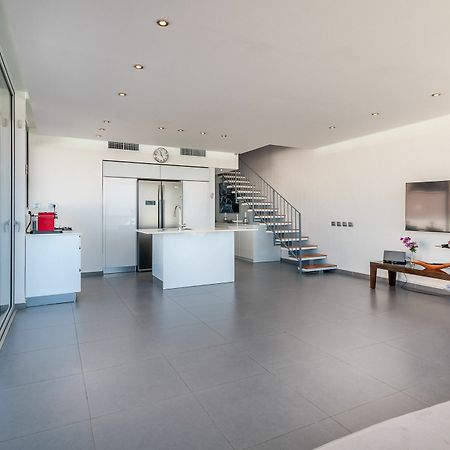 Abarbanel St Incredible Penthouse Apartment Tel Aviv Bagian luar foto