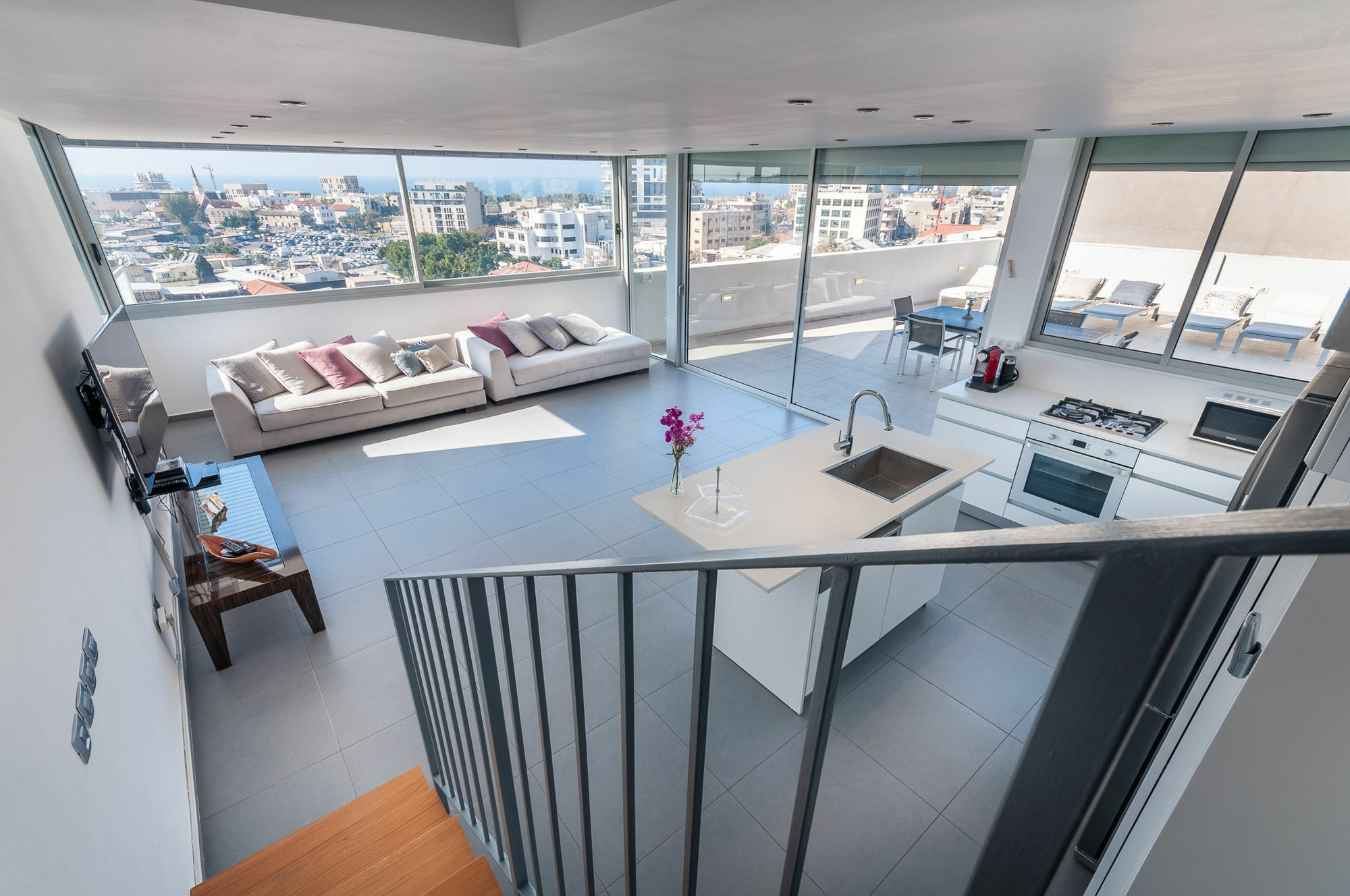 Abarbanel St Incredible Penthouse Apartment Tel Aviv Bagian luar foto