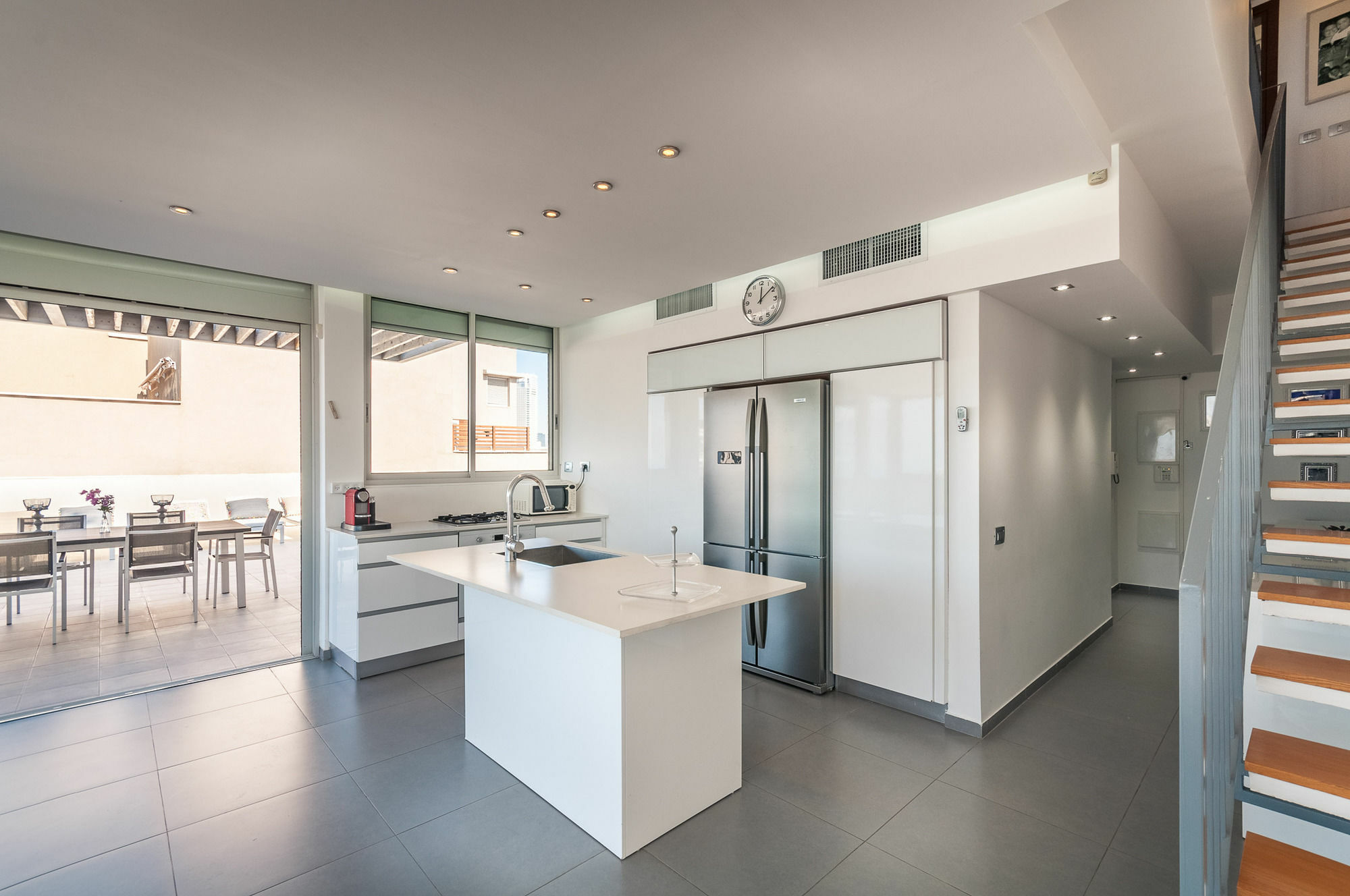 Abarbanel St Incredible Penthouse Apartment Tel Aviv Bagian luar foto