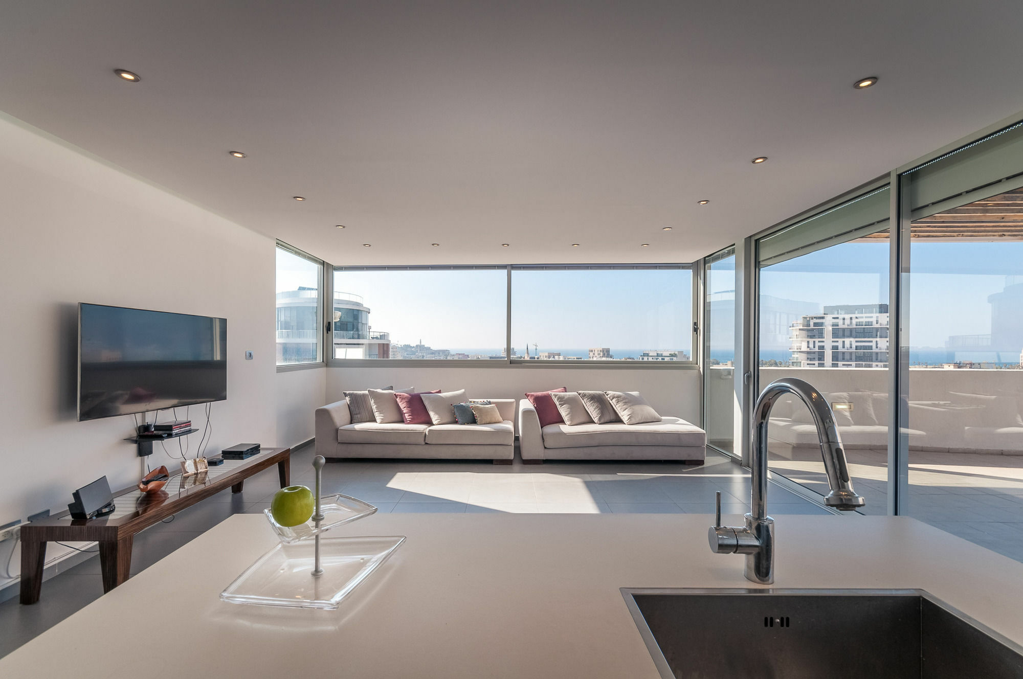 Abarbanel St Incredible Penthouse Apartment Tel Aviv Bagian luar foto
